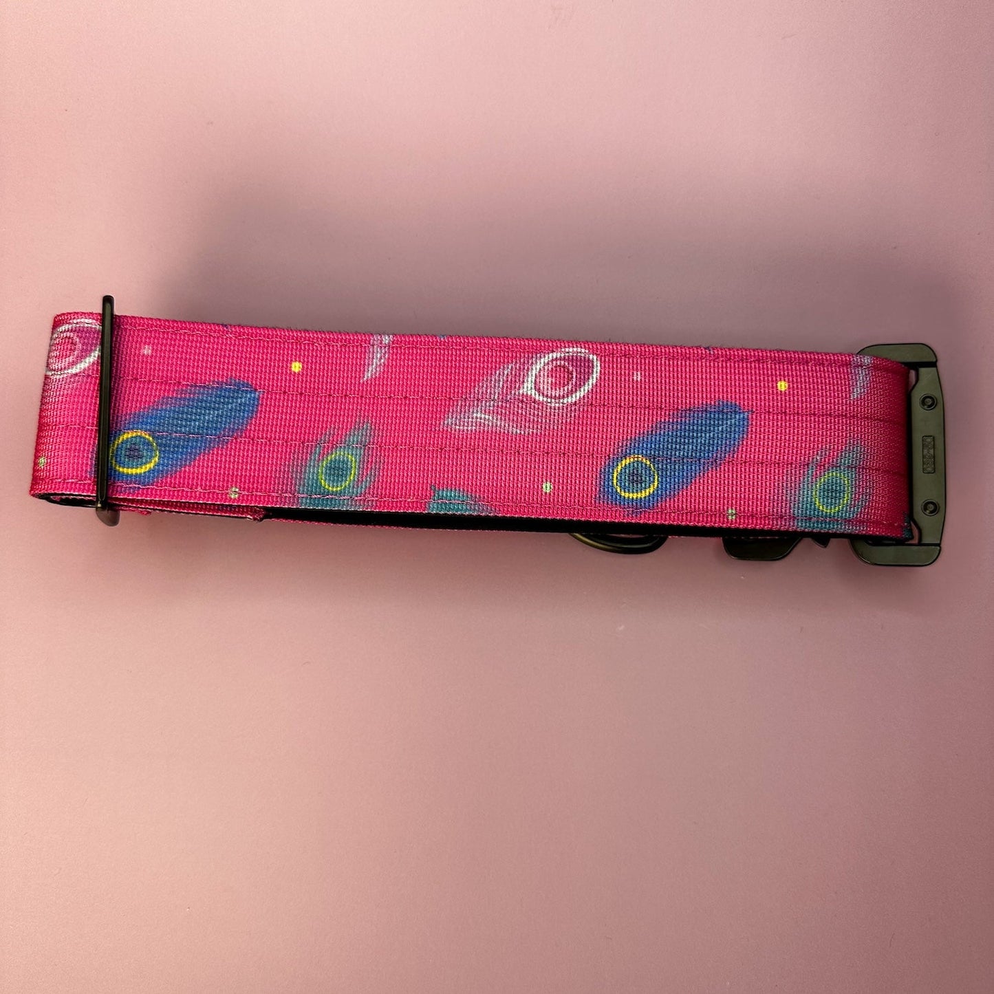 Peacock Power Tactical Dog Collar with Handle – Stylish & Strong for Large Dogs